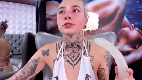 miss___angel online show from 02/21/25, 06:15