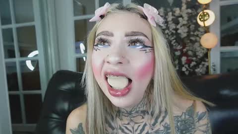 Snapshot of miss___angel chatting on 02/04/26, 11:16 miss___angel online show from 02/04/26, 11:16