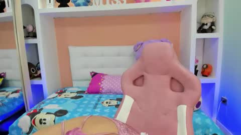 Megan online show from 09/12/25, 02:55