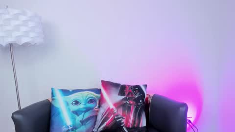 Megan online show from 10/10/25, 09:47