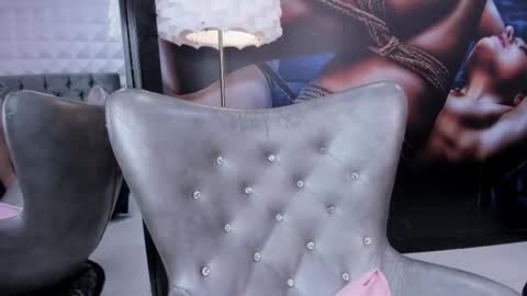 Salome online show from 10/29/25, 11:01