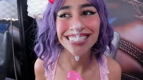 Taylor online show from 10/24/25, 06:37