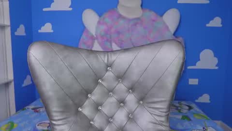 Ally online show from 12/05/25, 06:04