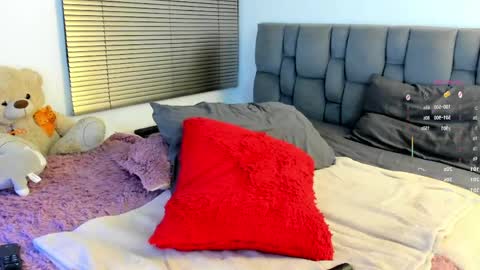 miss__jones_ online show from 04/21/26, 02:51