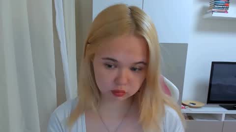 miss__selena online show from 03/06/25, 04:38