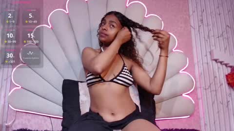 Snapshot of miss__smith_ chatting on 11/20/25, 03:34 miss__smith_ online show from 11/20/25, 03:34