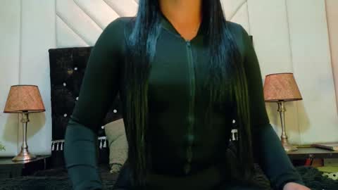 Snapshot of miss__star_ chatting on 01/10/26, 12:51 miss__star_ online show from 01/10/26, 12:51