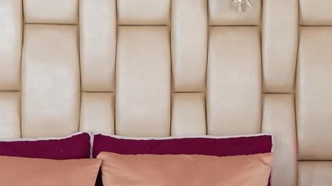 Alexa online show from 12/21/25, 07:21