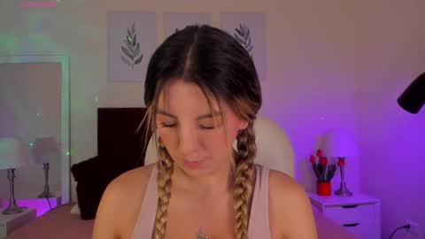 Amanda Reyes online show from 02/11/26, 01:38