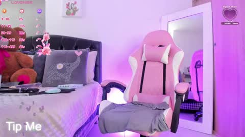 Snapshot of miss_amarantha1 chatting on 02/19/25, 12:55 A M A R A N T H A online show from 02/19/25, 12:55