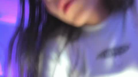 Snapshot of miss_angel0 chatting on 11/11/25, 05:51 miss_angel0 online show from 11/11/25, 05:51