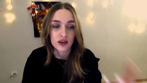 Angelina online show from 12/05/25, 08:23