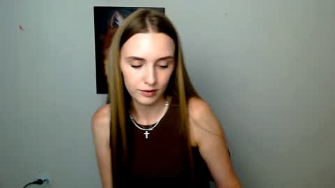 Snapshot of miss_angelina_ chatting on 07/17/26, 06:09 Angelina online show from 07/17/26, 06:09