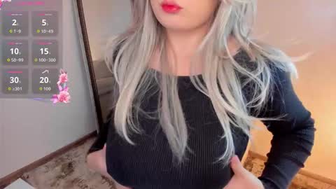 Anna online show from 10/27/25, 10:41