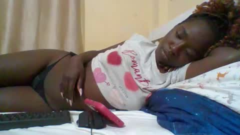 Snapshot of miss_atitude chatting on 10/14/25, 03:40 miss_atitude online show from 10/14/25, 03:40