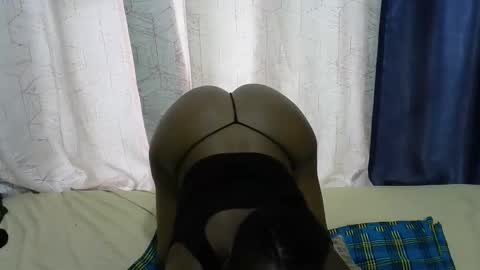 Snapshot of miss_bani chatting on 10/22/25, 06:46 miss_bani online show from 10/22/25, 06:46