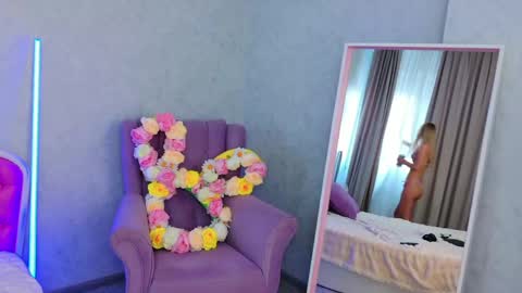 Kris online show from 04/14/26, 01:22