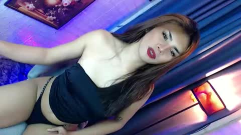 miss_bella69 online show from 12/03/25, 09:29