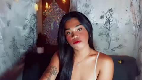 Snapshot of miss_bellah chatting on 04/25/26, 01:41 Bellah online show from 04/25/26, 01:41
