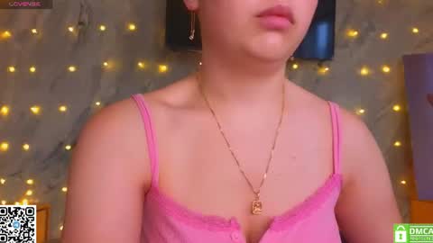 Snapshot of miss_bubbles chatting on 07/04/26, 12:17 Sandy online show from 07/04/26, 12:17