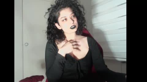 Snapshot of miss_carmila chatting on 09/11/25, 11:05 Miss Carmila online show from 09/11/25, 11:05
