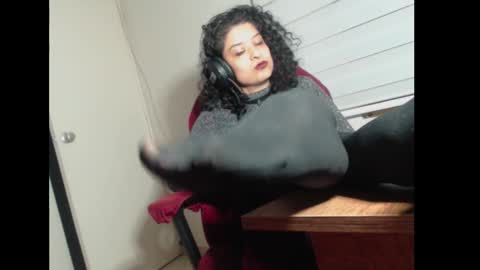 Snapshot of miss_carmila chatting on 10/11/25, 01:05 Miss Carmila online show from 10/11/25, 01:05