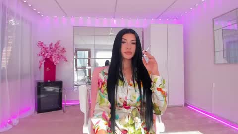 Snapshot of miss_diamond__ chatting on 05/24/26, 05:34 miss_diamond__ online show from 05/24/26, 05:34