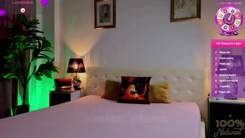 Snapshot of miss_elena chatting on 10/31/25, 07:48 Elena online show from 10/31/25, 07:48