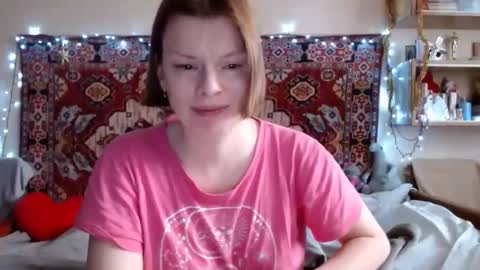 Snapshot of miss_elistia_ chatting on 12/18/24, 12:18 Elis online show from 12/18/24, 12:18