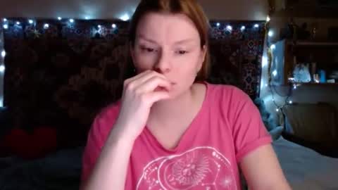 Snapshot of miss_elistia_ chatting on 12/20/24, 03:21 Elis online show from 12/20/24, 03:21