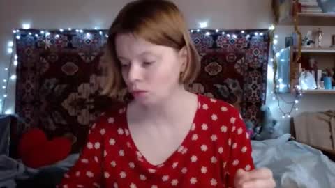 Snapshot of miss_elistia_ chatting on 12/23/24, 12:08 Elis online show from 12/23/24, 12:08