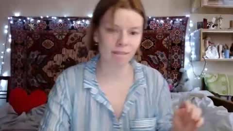 Snapshot of miss_elistia_ chatting on 01/29/25, 12:24 Elis online show from 01/29/25, 12:24