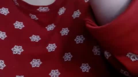 Snapshot of miss_elistia_ chatting on 02/17/25, 03:31 Elis online show from 02/17/25, 03:31