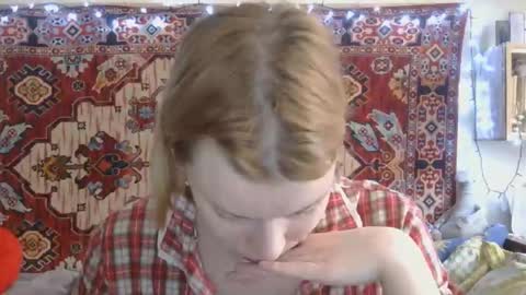 Elis online show from 03/19/26, 10:52