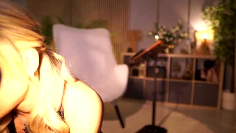 Miss Ema Devine online show from 02/14/26, 06:15