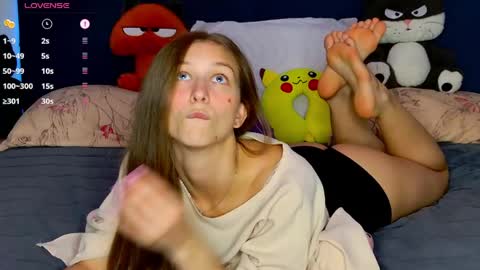 Emily online show from 05/08/26, 05:07