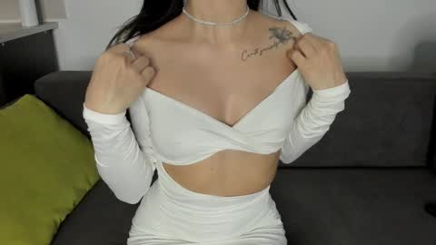 Emily online show from 12/25/24, 04:43