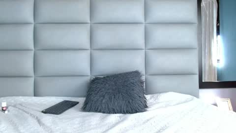 emma online show from 04/01/26, 01:41