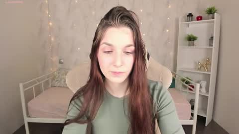 Eva online show from 09/12/25, 12:11