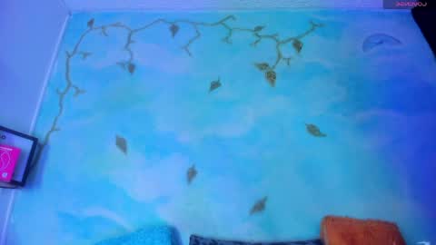 miss_evans_ online show from 04/21/26, 01:42