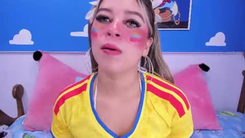 Snapshot of miss_evolet chatting on 07/07/26, 11:03 Evoleth online show from 07/07/26, 11:03