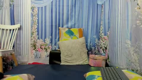 Monica Patricia online show from 05/02/26, 04:06
