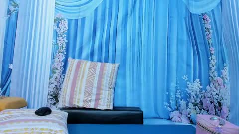 Monica Patricia online show from 06/02/26, 02:02