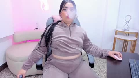 Snapshot of miss_francheska chatting on 09/09/25, 11:43 Francheska online show from 09/09/25, 11:43