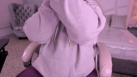 Francheska online show from 02/18/26, 12:12