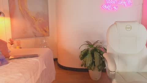 Honey online show from 10/09/25, 07:56