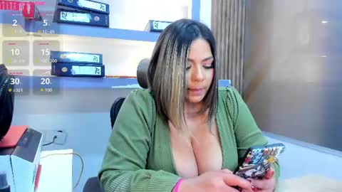 Snapshot of miss_horney chatting on 08/03/26, 10:46 miss_horney online show from 08/03/26, 10:46
