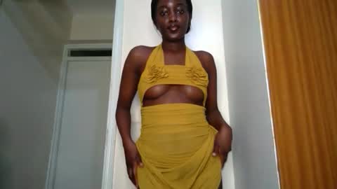 Snapshot of miss_jamilla255 chatting on 09/27/25, 09:03 SensuElle WHAT I DONT SHOW HERE... YOULL ONLY SEE IN PRIVATE online show from 09/27/25, 09:03