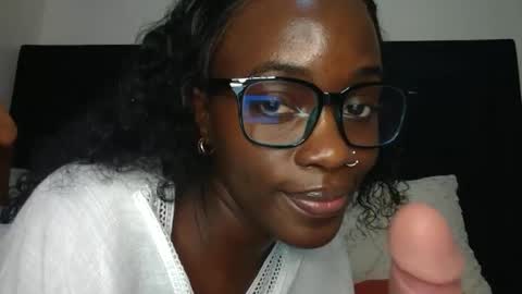 SensuElle  WHAT I DONT SHOW HERE... YOULL ONLY SEE IN PRIVATE  online show from 06/22/26, 05:48