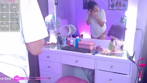 Snapshot of miss_jhelenaa_ chatting on 11/06/25, 01:50 miss_jhelenaa_ online show from 11/06/25, 01:50